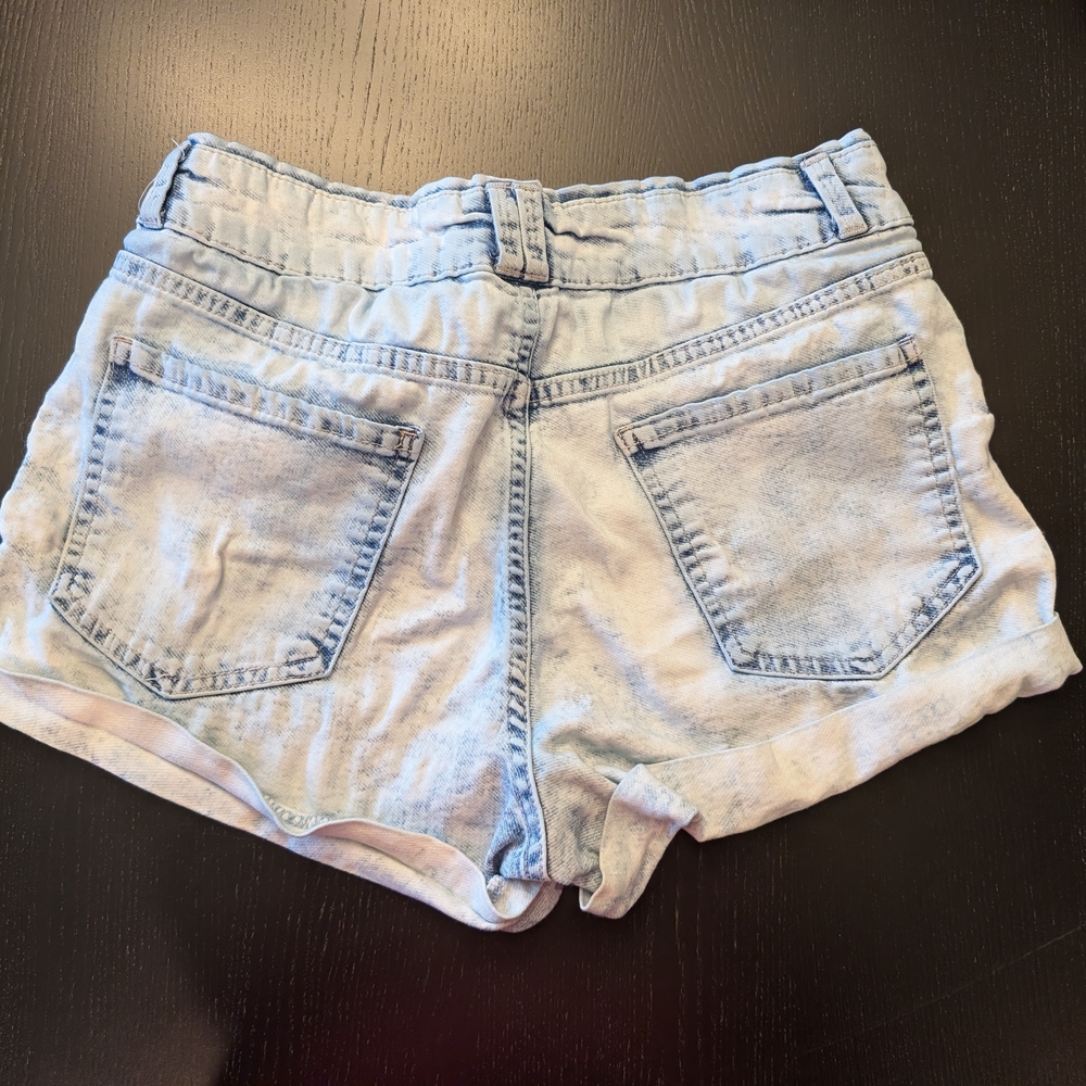 3 For $18 Denim Blue Women's Shorts - Picture 5 of 5